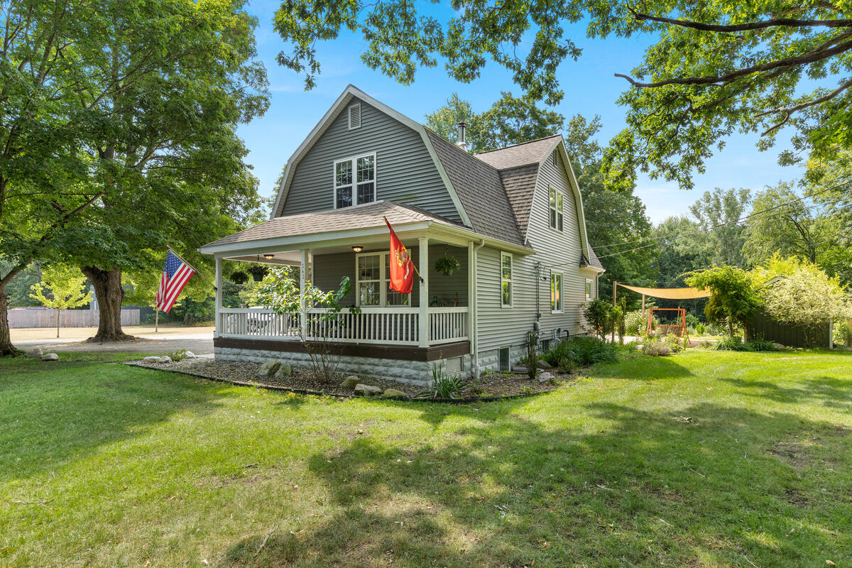 4th image of 343 Eugene Ave, Norton Shores, MI 49441 | MLS# 70547568