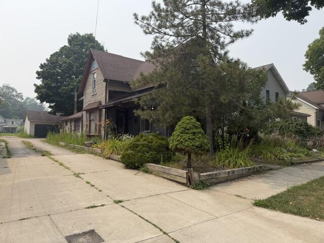 2nd image of 220 Prairie St, Charlotte, MI 48813 | MLS# 70547611