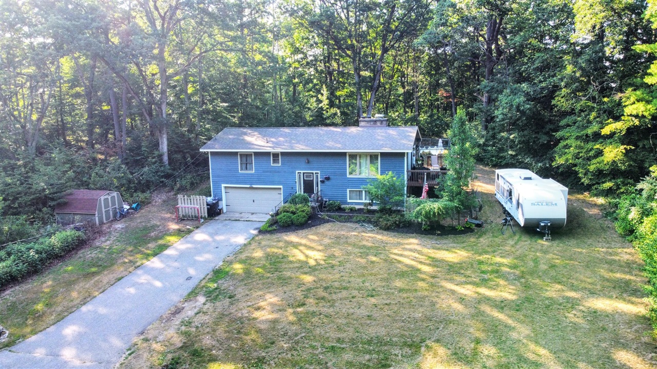 17th image of 17400 Valley Dr, Big Rapids, MI 49307 | MLS# 70547612