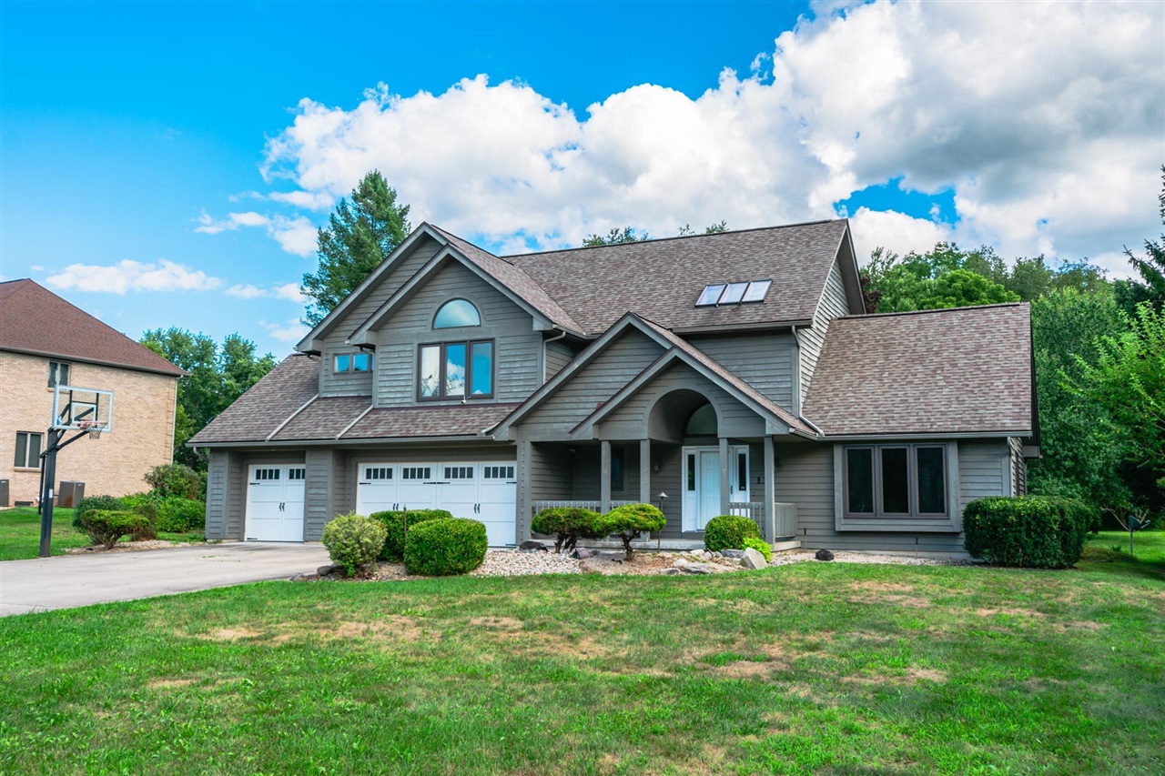 3rd image of 135 Tiffany Ln, Battle Creek, MI 49015 | MLS# 70547631