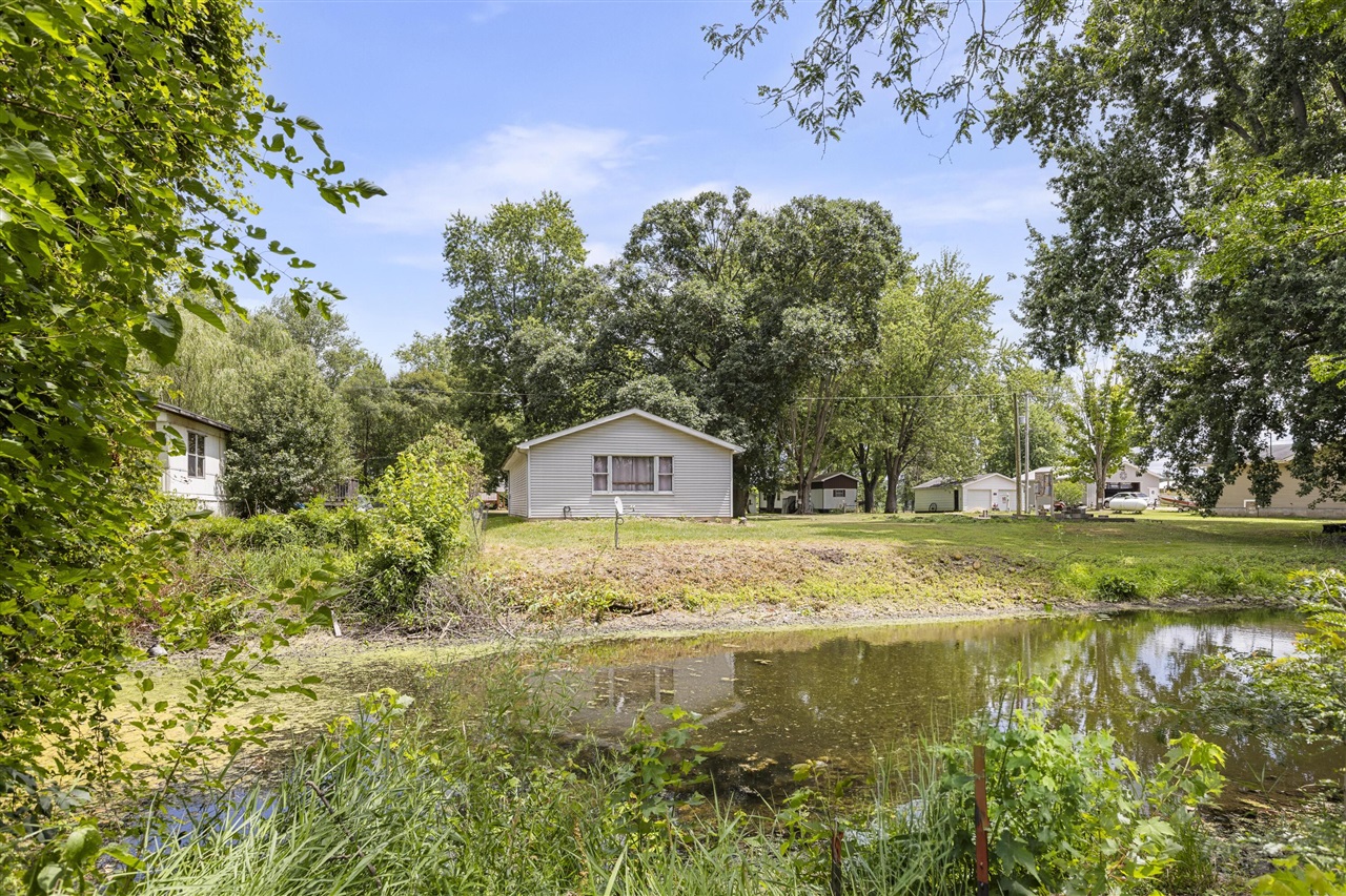 1st image of 959 Williams Dr, Hastings, MI 49058 | MLS# 70547635