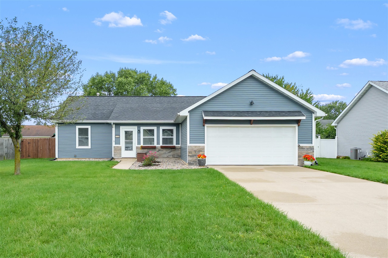 Photo 1 of Single family home for sale at 1138 Wintercherry Ln, Vicksburg, MI 49097 | MLS# 70547646 | Listing updated on 2026-09-14