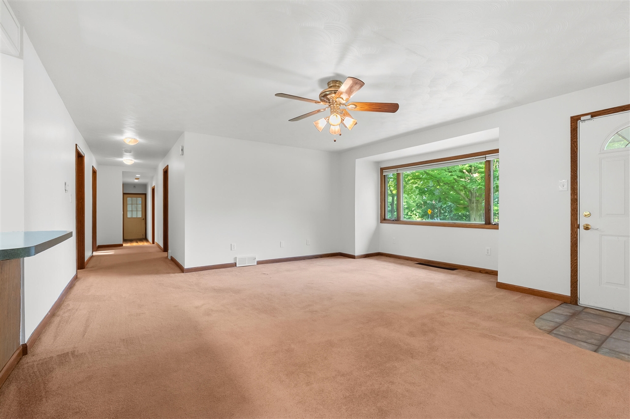 4th image of 12876 Helmer Rd, Battle Creek, MI 49015 | MLS# 70547649