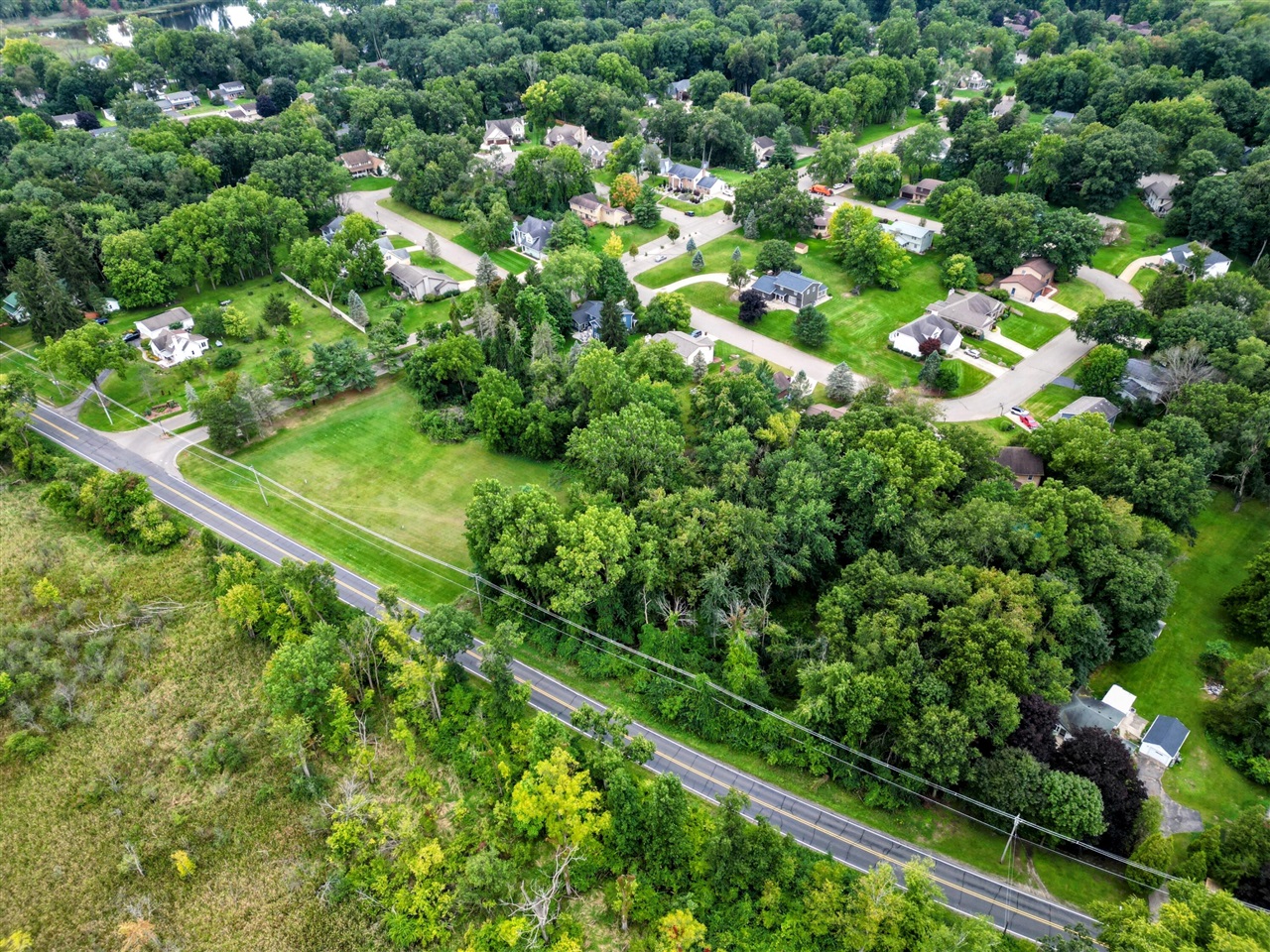 Photo 3 of Sale Pending at 5000 S Jackson Rd, Jackson, MI 49201 | MLS# 70547656 | Listing updated on 2026-09-21
