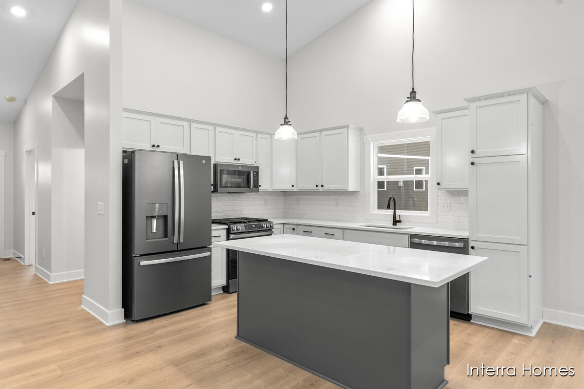 Photo 2 of Sale Pending at 2875 E Cobblestone Ct #48, Grand Rapids, MI 49512 | MLS# 70547725 | Listing updated on 2026-09-18