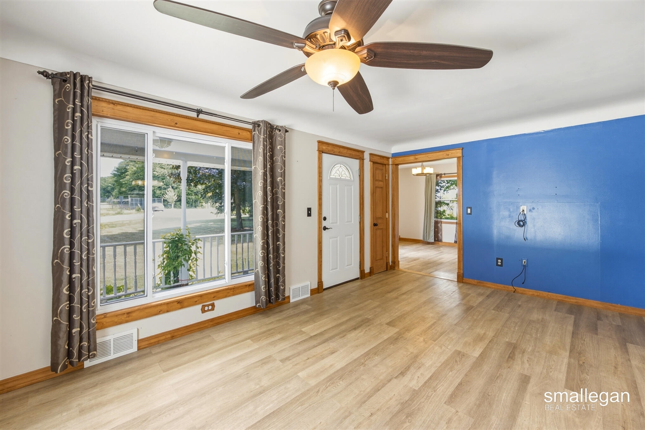 Photo 3 of Single family home for sale at 4005 Hendershot Ave, Grand Rapids, MI 49544 | MLS# 70547750 | Listing updated on 2026-09-16