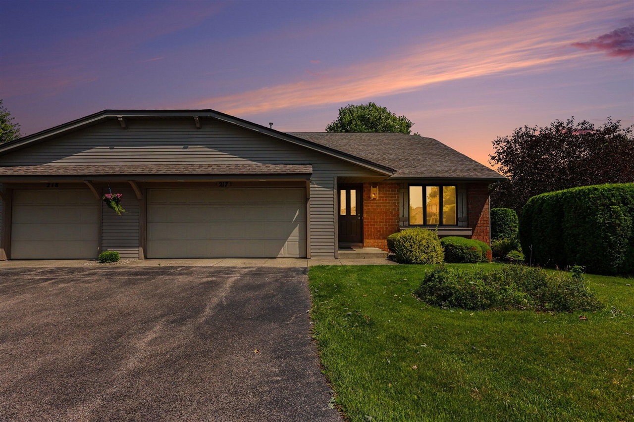 3rd image of 217 Parkside Dr, Zeeland, MI 49464 | MLS# 70547780