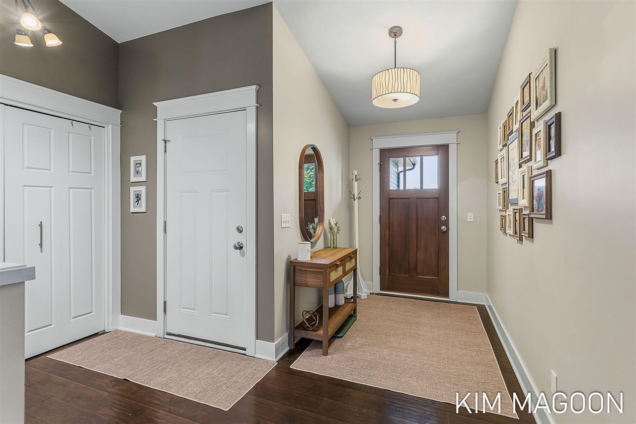 4th image of 12569 Canterbury Ct, Grand Haven, MI 49417 | MLS# 70547818