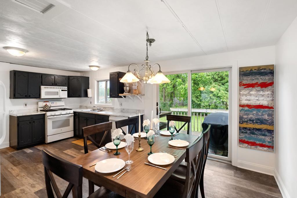 3rd image of 1015 West St, Boyne City, MI 49712 | MLS# 70547819