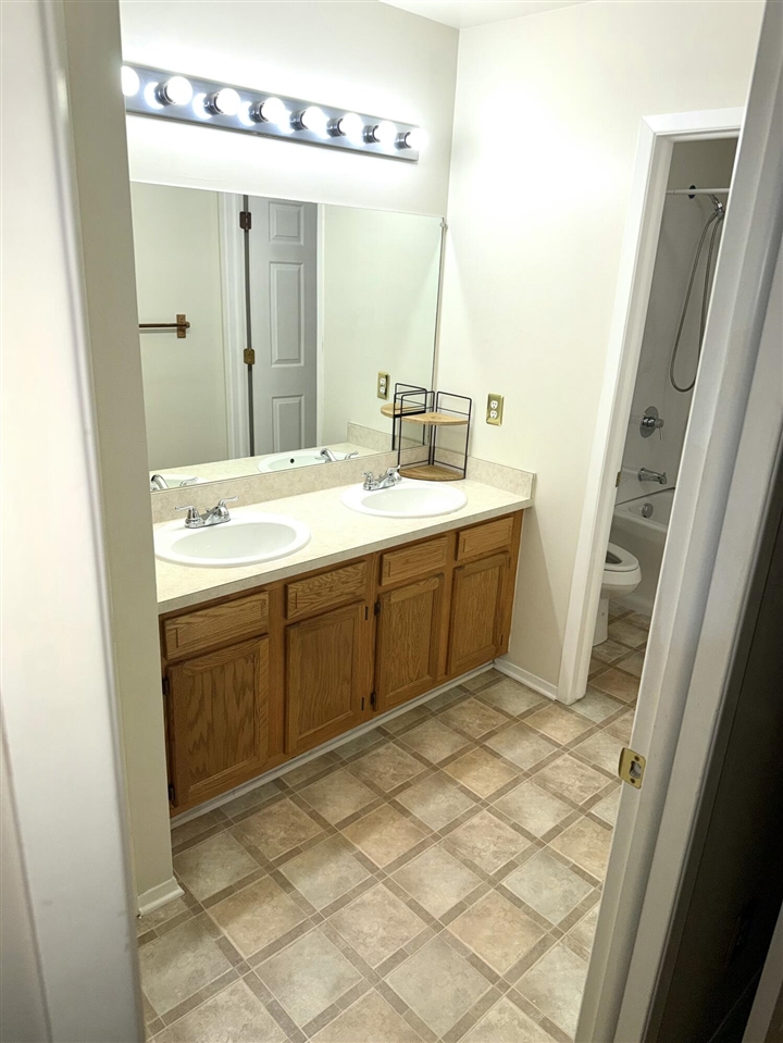 16th image of 308 David St, Pontiac, MI 48341 | MLS# 70547843