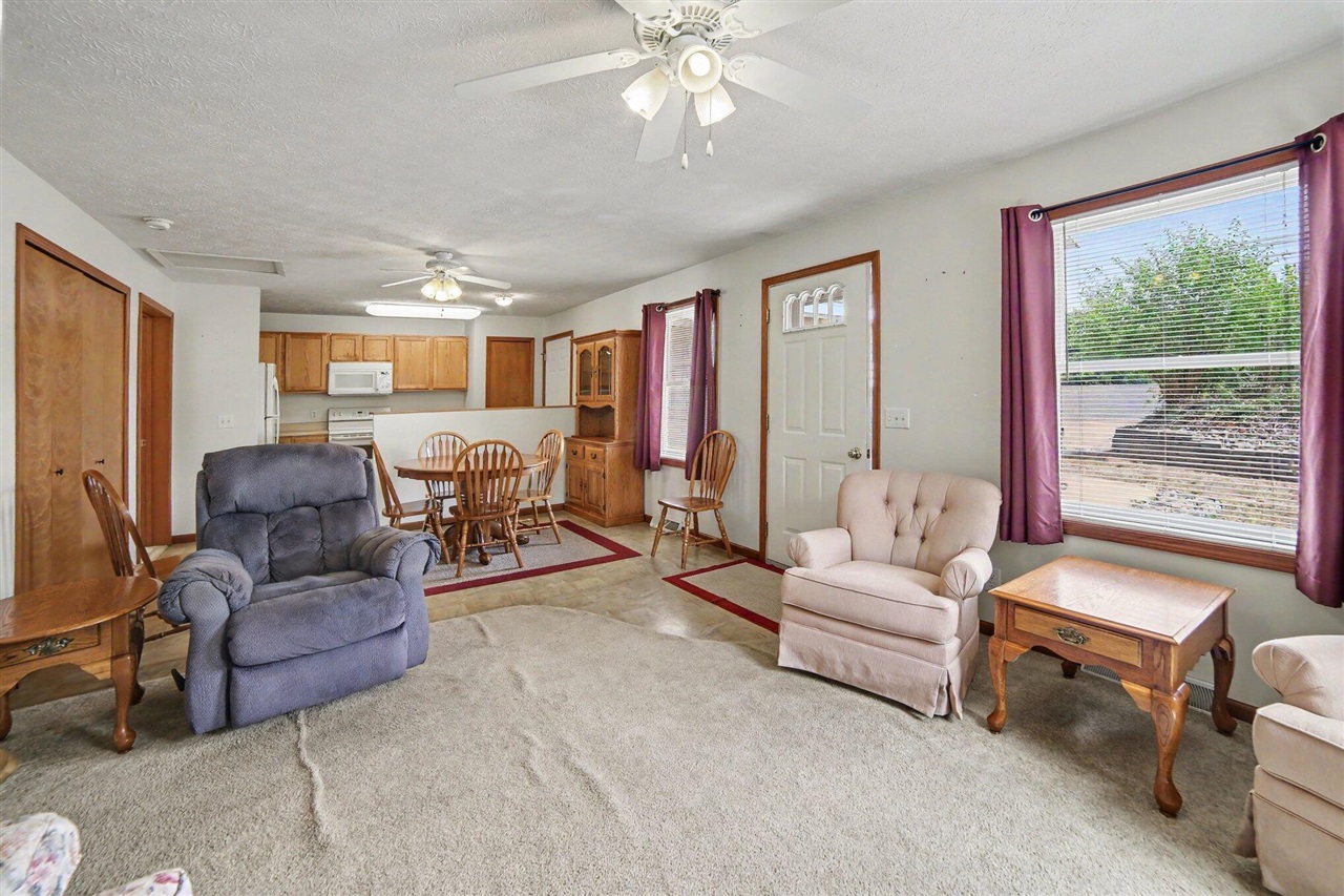 4th image of 218 Devonwood Dr, Shelby, MI 49455 | MLS# 70547857
