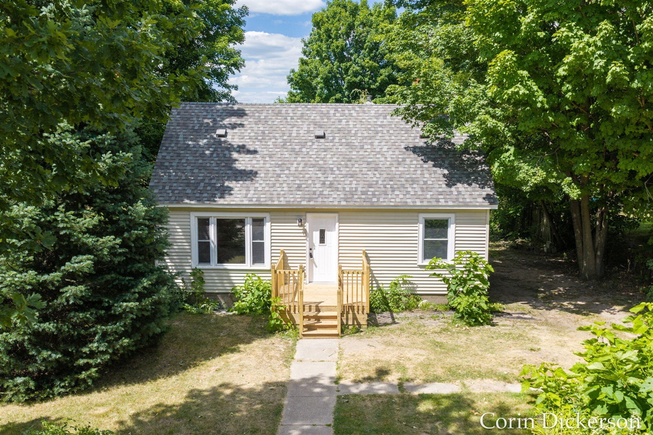 1st image of 457 Booth St, Grand Ledge, MI 48837 | MLS# 70547858