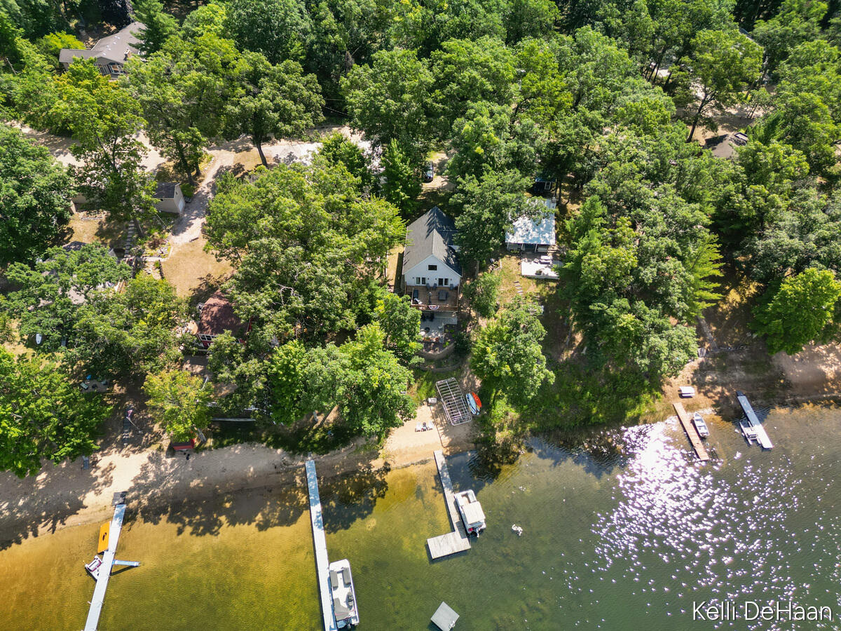 5th image of 12045 N Lake Ave, Bitely, MI 49309 | MLS# 70547869