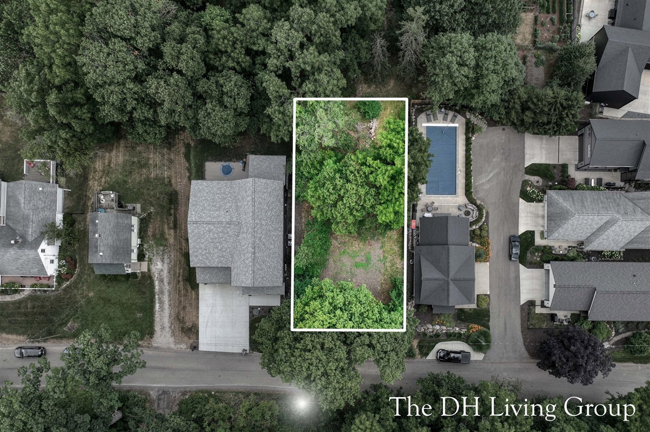 2nd image of 7259 Bradfield St, Ada, MI 49301 | MLS# 70547882