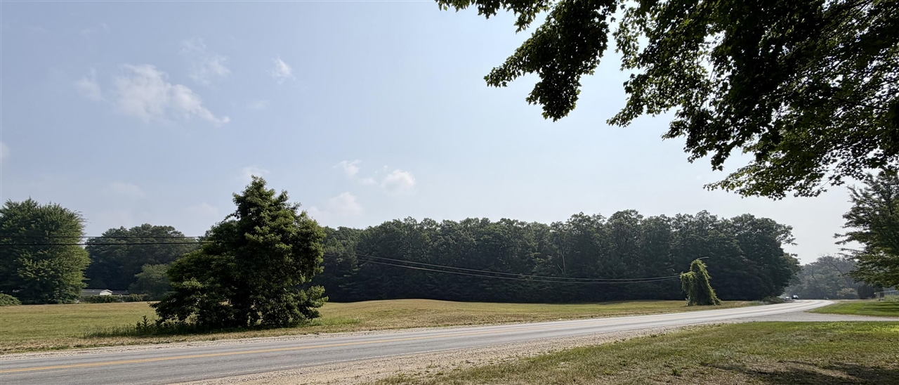 1st image of 0 Apple Dr, Fruitport, MI 49415 | MLS# 70547895