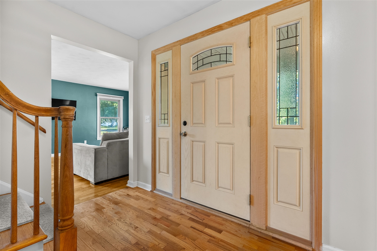 3rd image of 907 East St, Three Rivers, MI 49093 | MLS# 70547897