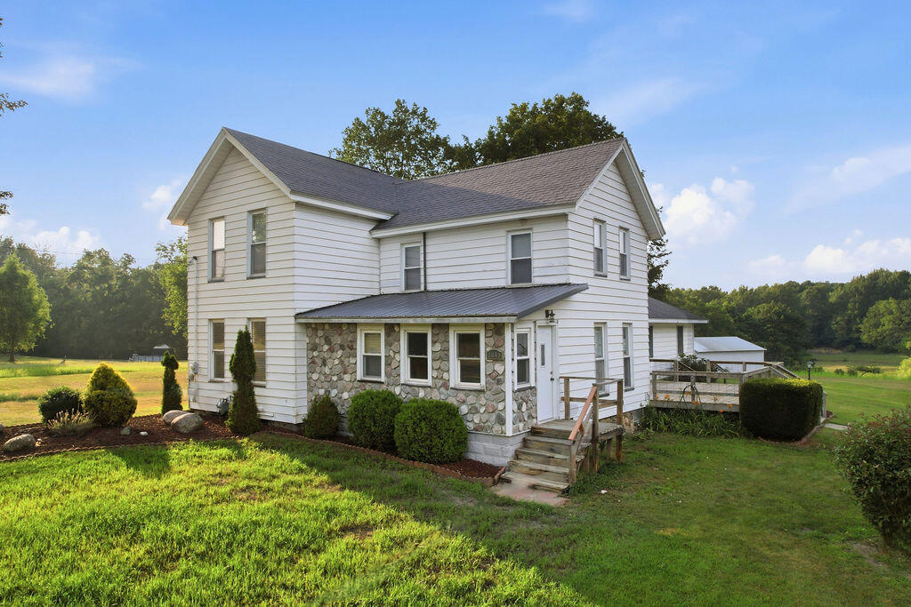 Photo 3 of Single family home for sale at 6649 122nd Avenue, Fennville, MI 49408 | MLS# 70547925 | Listing updated on 2026-09-23