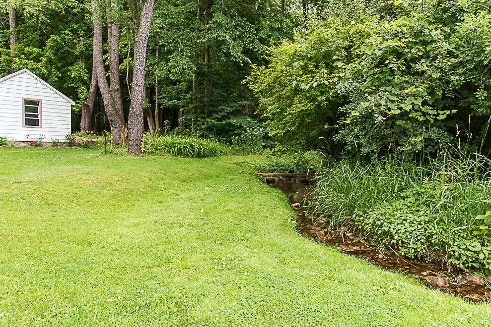 4th image of 128 E Territorial Rd, Battle Creek, MI 49015 | MLS# 70547946