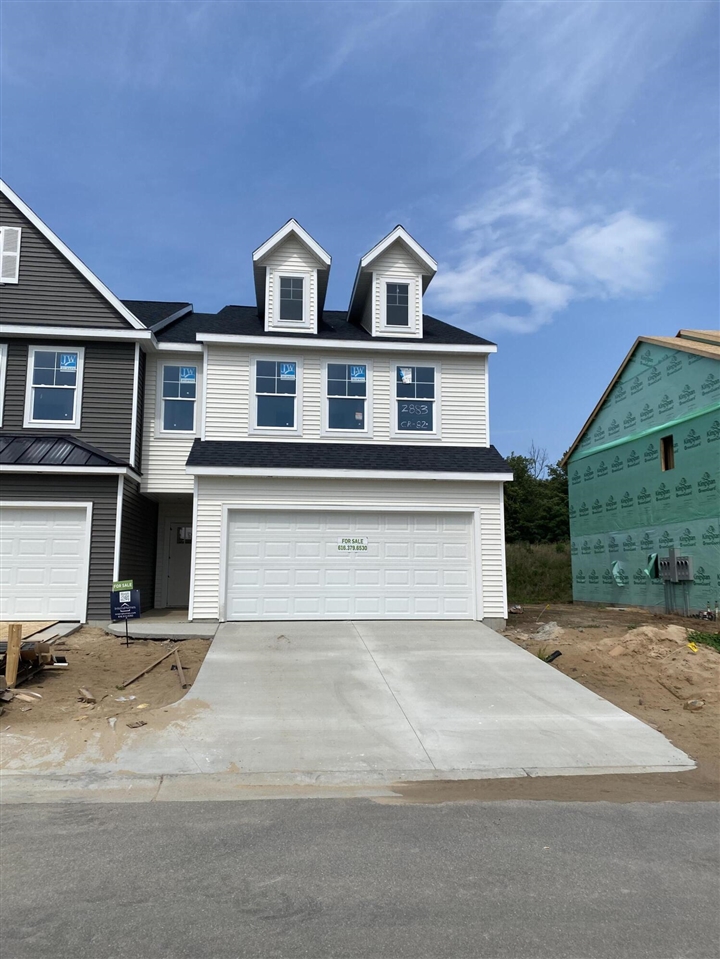 Condo for sale at 2883 E Highgate Dr #82, Kentwood, MI 49512-5279 | MLS# 70547978