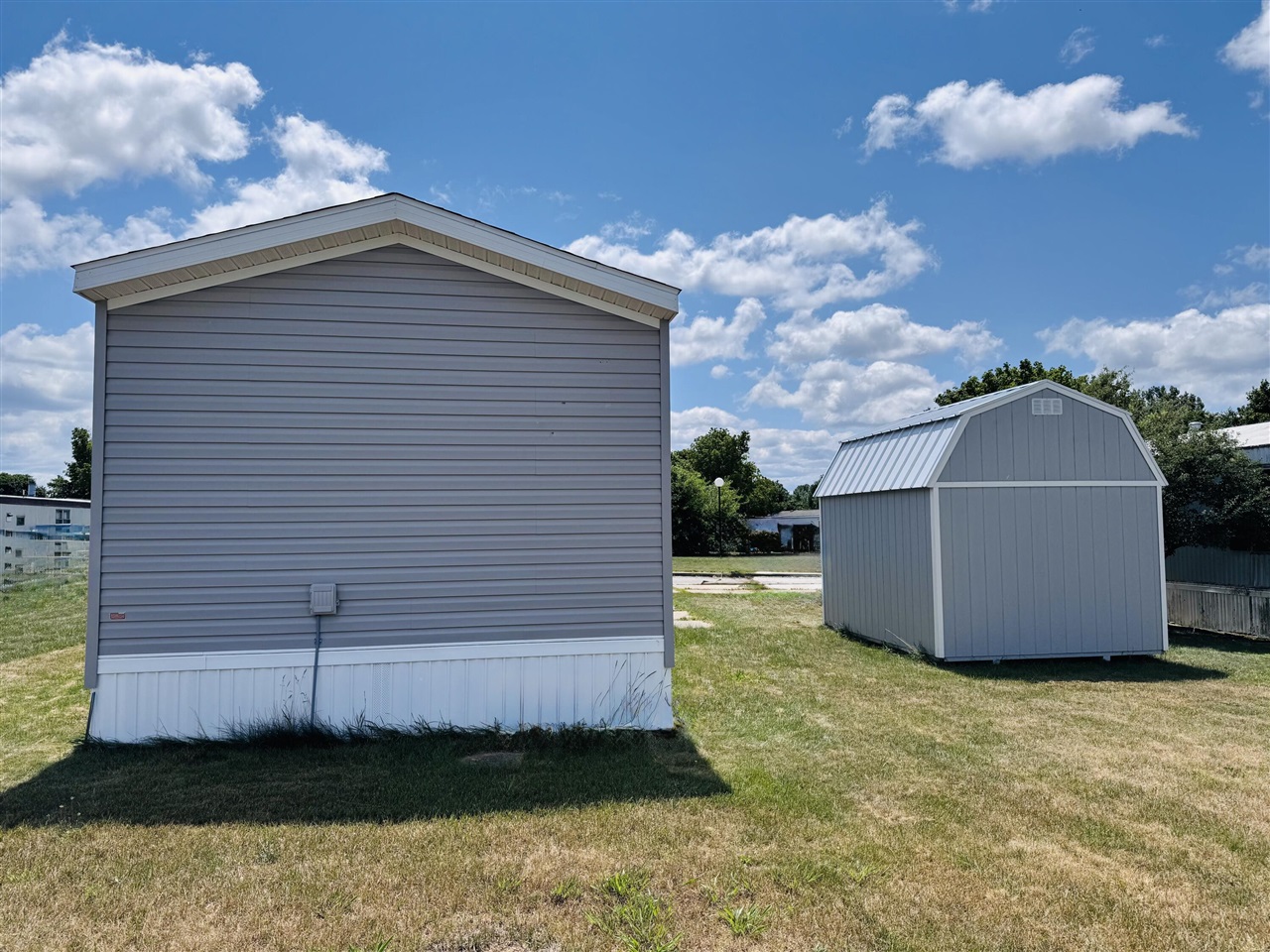 13th image of 8836 Stevensville Baroda Rd, Baroda, MI 49101 | MLS# 70547989