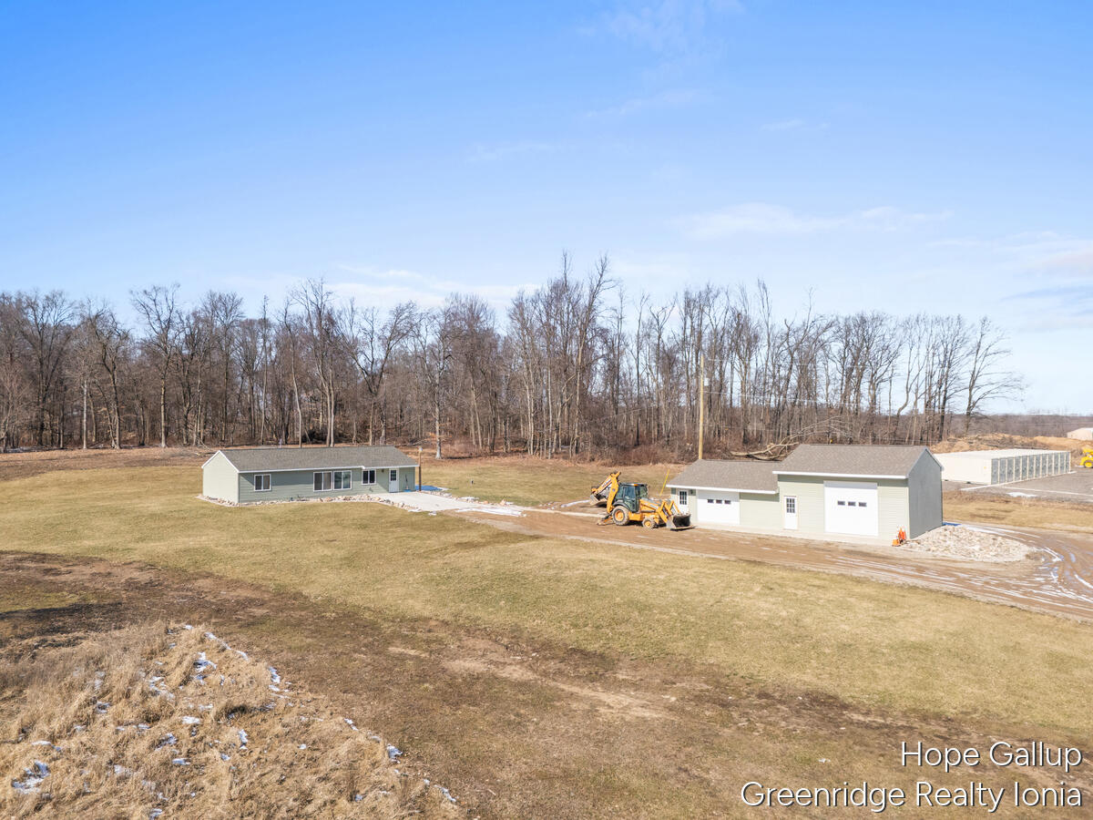 1st image of 1637 N State Rd, Ionia, MI 48846 | MLS# 70548011