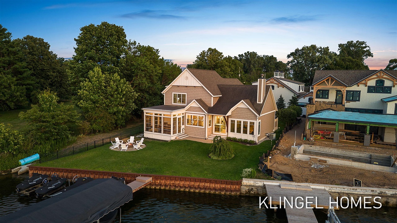 2nd image of 702 Elk Ave, Spring Lake, MI 49456 | MLS# 70548042