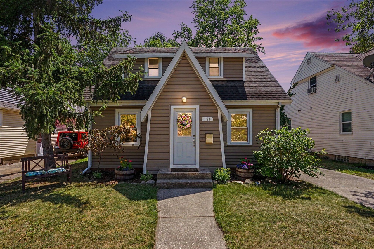 3rd image of 194 W 20Th St, Holland, MI 49423 | MLS# 70548067