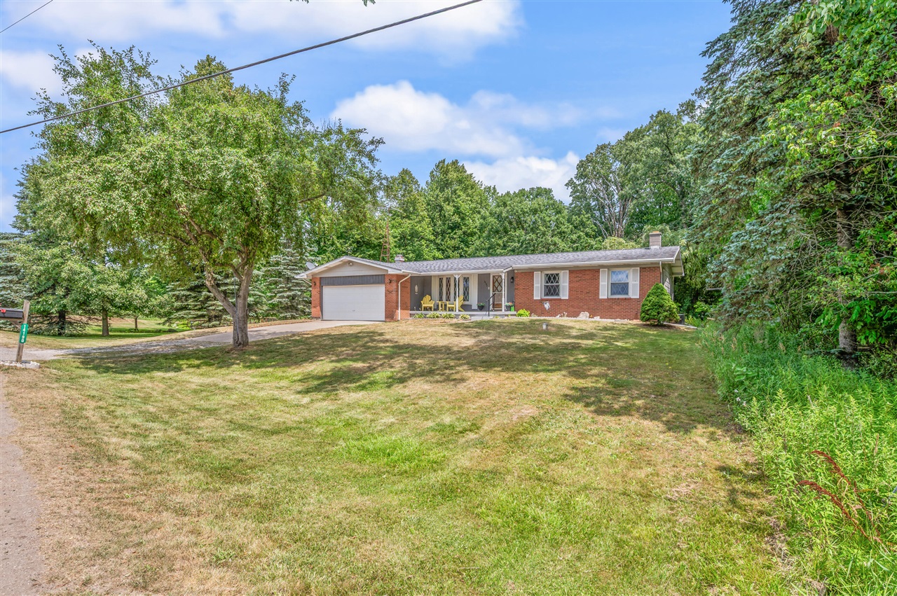 image of 14190 Oak Hollow Dr, Big Rapids, MI 49307 | MLS# 70548082