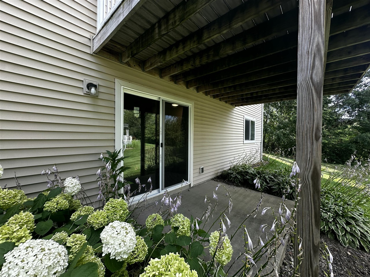 27th image of 652 Oriole Ct #10, Middleville, MI 49333 | MLS# 70548085