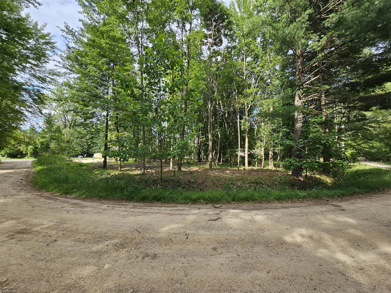 Photo 2 of Land for sale at Miami Ave, Grand Junction, MI 49056 | MLS# 70548098 | Listing updated on 2026-09-28