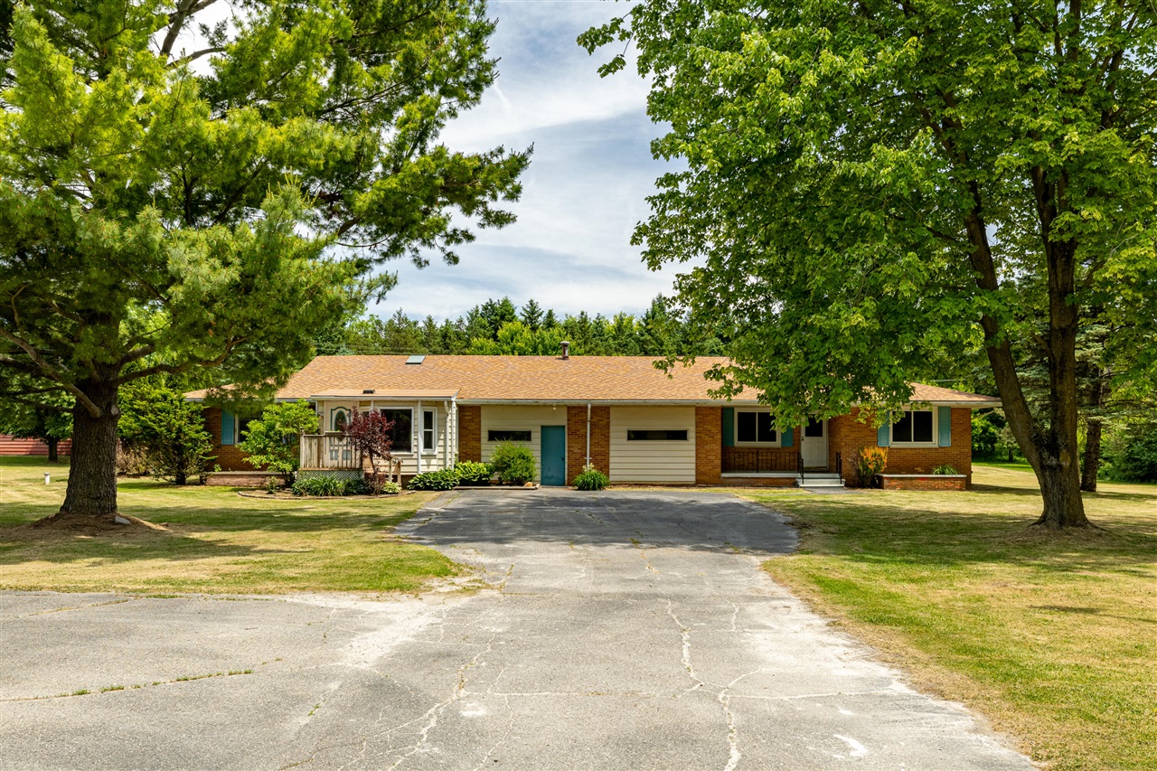 1st image of 6272 Earhart Rd, Ann Arbor, MI 48105 | MLS# 70548099