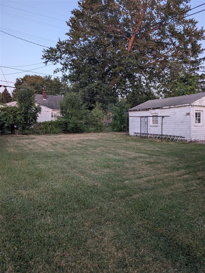 4th image of 26840 Chippendale St, Roseville, MI 48066 | MLS# 70548135