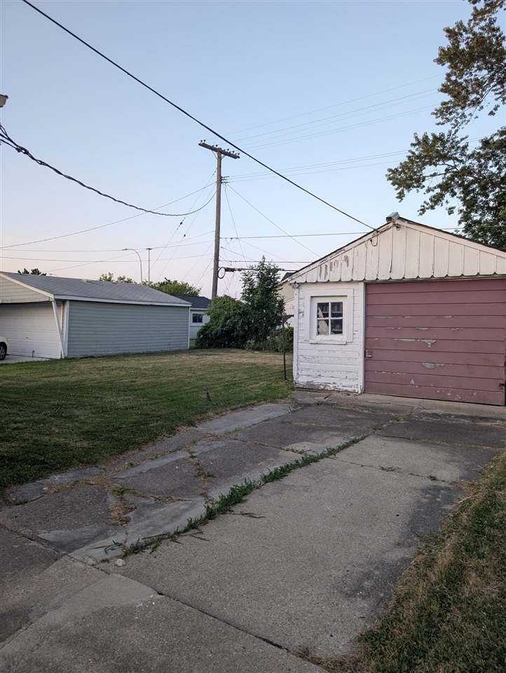 5th image of 26840 Chippendale St, Roseville, MI 48066 | MLS# 70548135