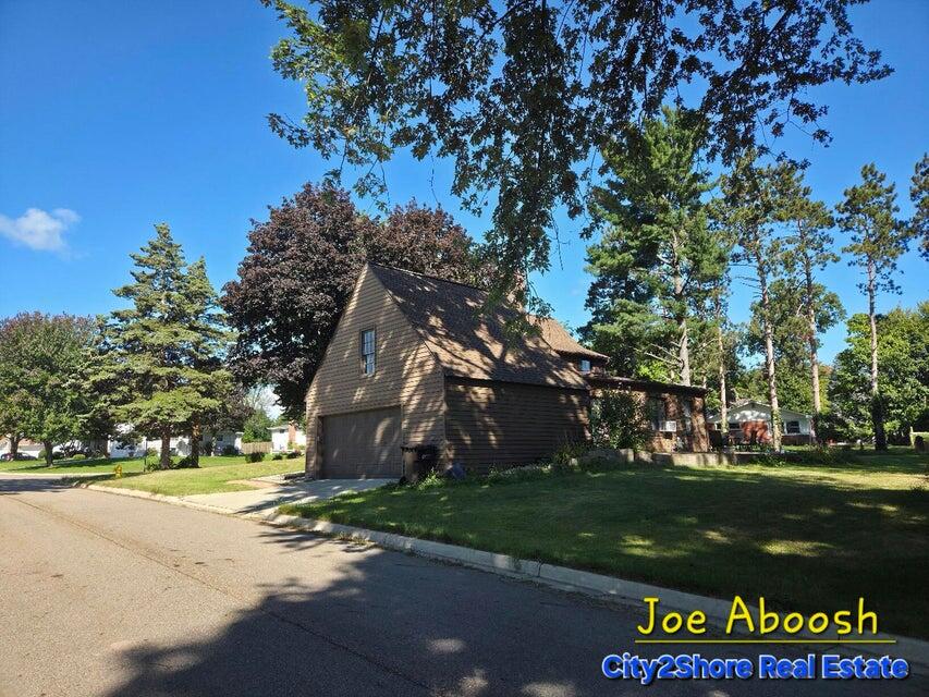5th image of 175 S Ridgeway Dr, Battle Creek, MI 49015 | MLS# 70548199