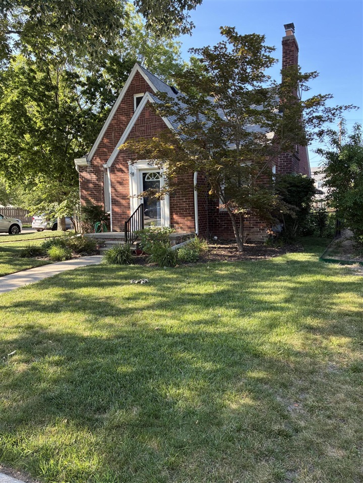 1st image of 1846 Stanhope St, Grosse Pointe Woods, MI 48236 | MLS# 70548218