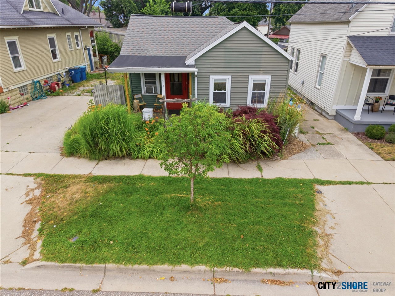 1st image of 413 N 6th St, Grand Haven, MI 49417 | MLS# 70548248
