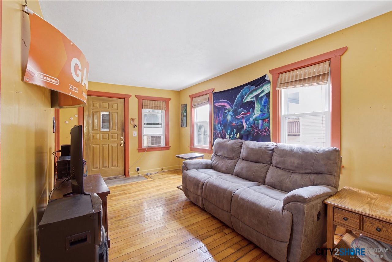 4th image of 413 N 6Th St, Grand Haven, MI 49417 | MLS# 70548248