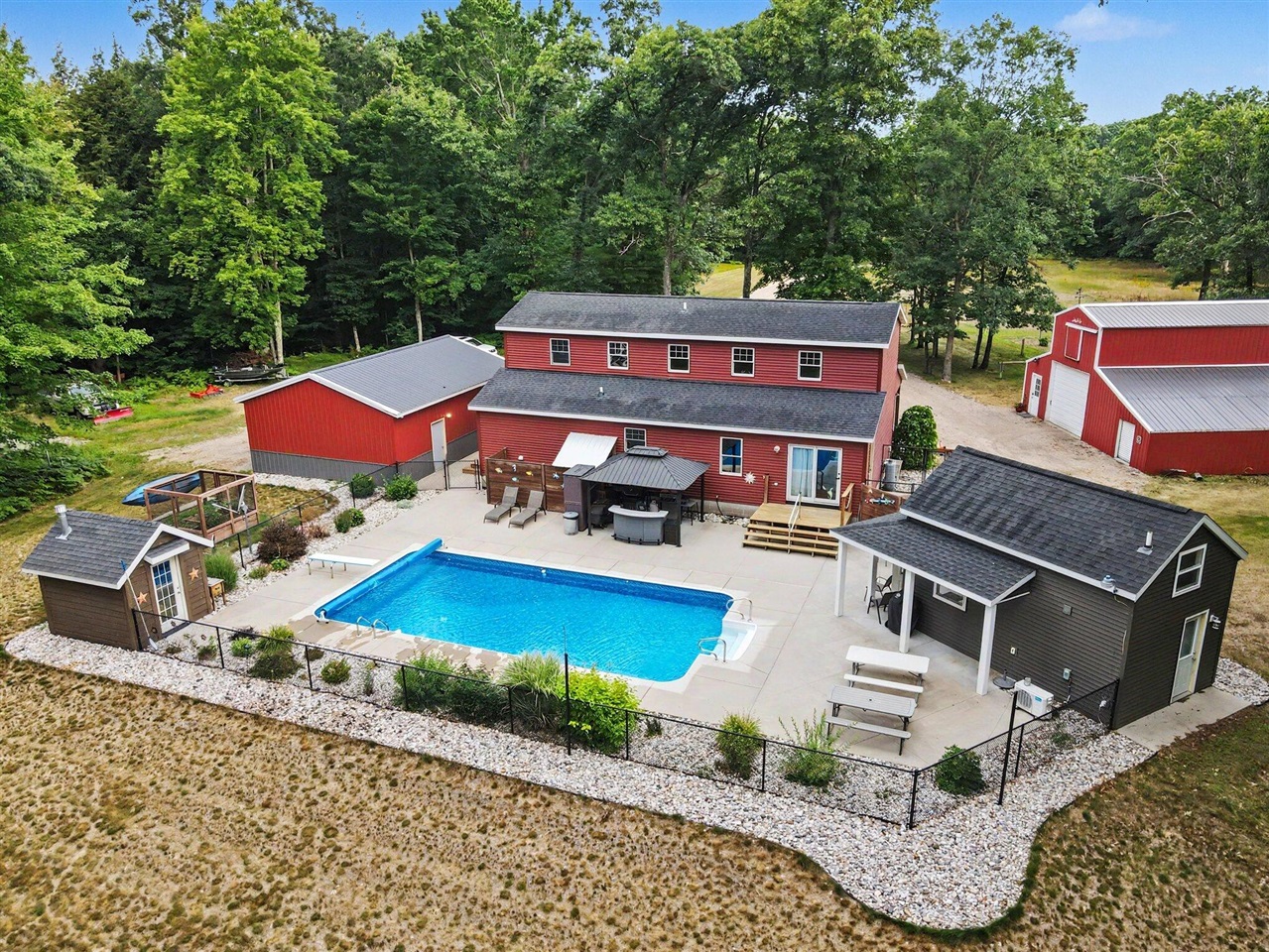 3rd image of 6914 S 128Th Ave, Rothbury, MI 49452 | MLS# 70548251