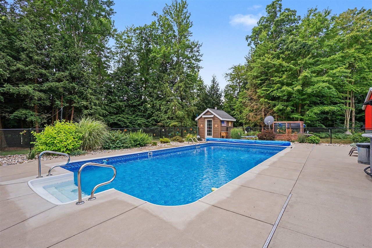 4th image of 6914 S 128Th Ave, Rothbury, MI 49452 | MLS# 70548251