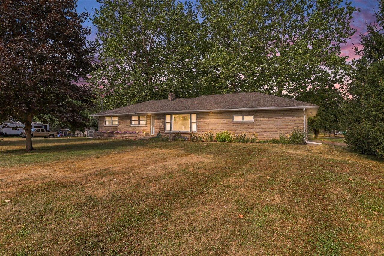 1st image of 547 N Wattles Rd, Battle Creek, MI 49014 | MLS# 70548274