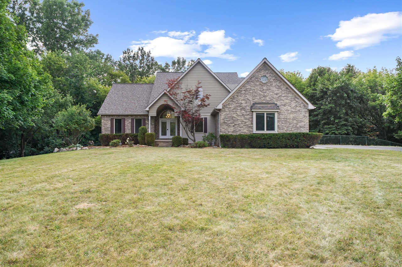 2nd image of 4055 Pontiac Trl, Ann Arbor, MI 48105 | MLS# 70548277