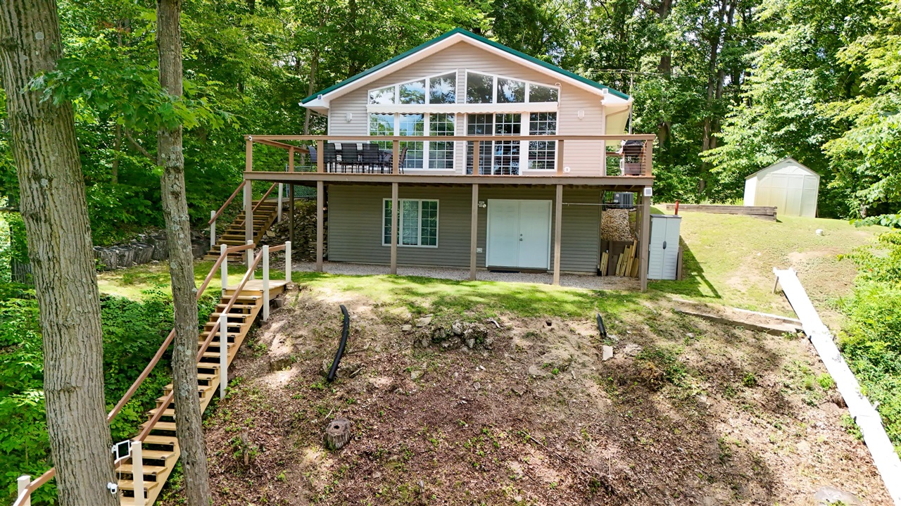 1st image of 1194 Laurabelle Dr, Battle Creek, MI 49017 | MLS# 70548282