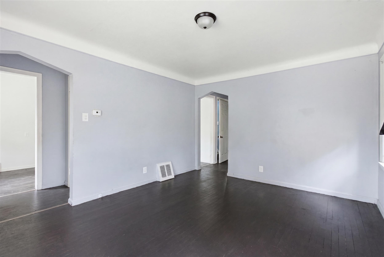 4th image of 15701 Rossini Dr, Detroit, MI 48205 | MLS# 70548340