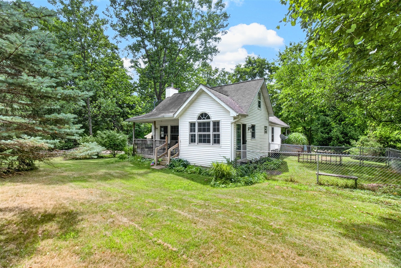 Photo 3 of Single family home for sale at 11736 E D Ave, Richland, MI 49083 | MLS# 70548349 | Listing updated on 2026-09-18