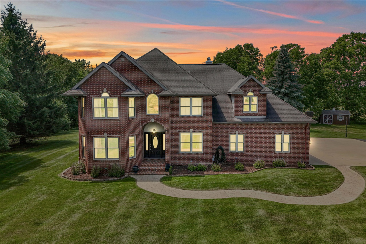 1st image of 1230 Meadow Ln, Hillsdale, MI 49242 | MLS# 70548367