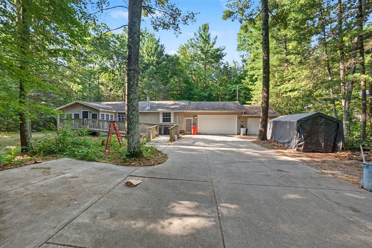 2nd image of 6606 E Hill St, Newaygo, MI 49337 | MLS# 70548372