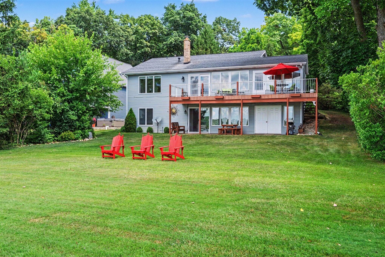1st image of 10441 S Ave, Mattawan, MI 49071 | MLS# 70548400
