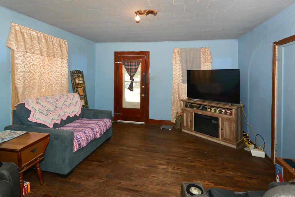 3rd image of 212 N Brown St, Paw Paw, MI 49079 | MLS# 70548419
