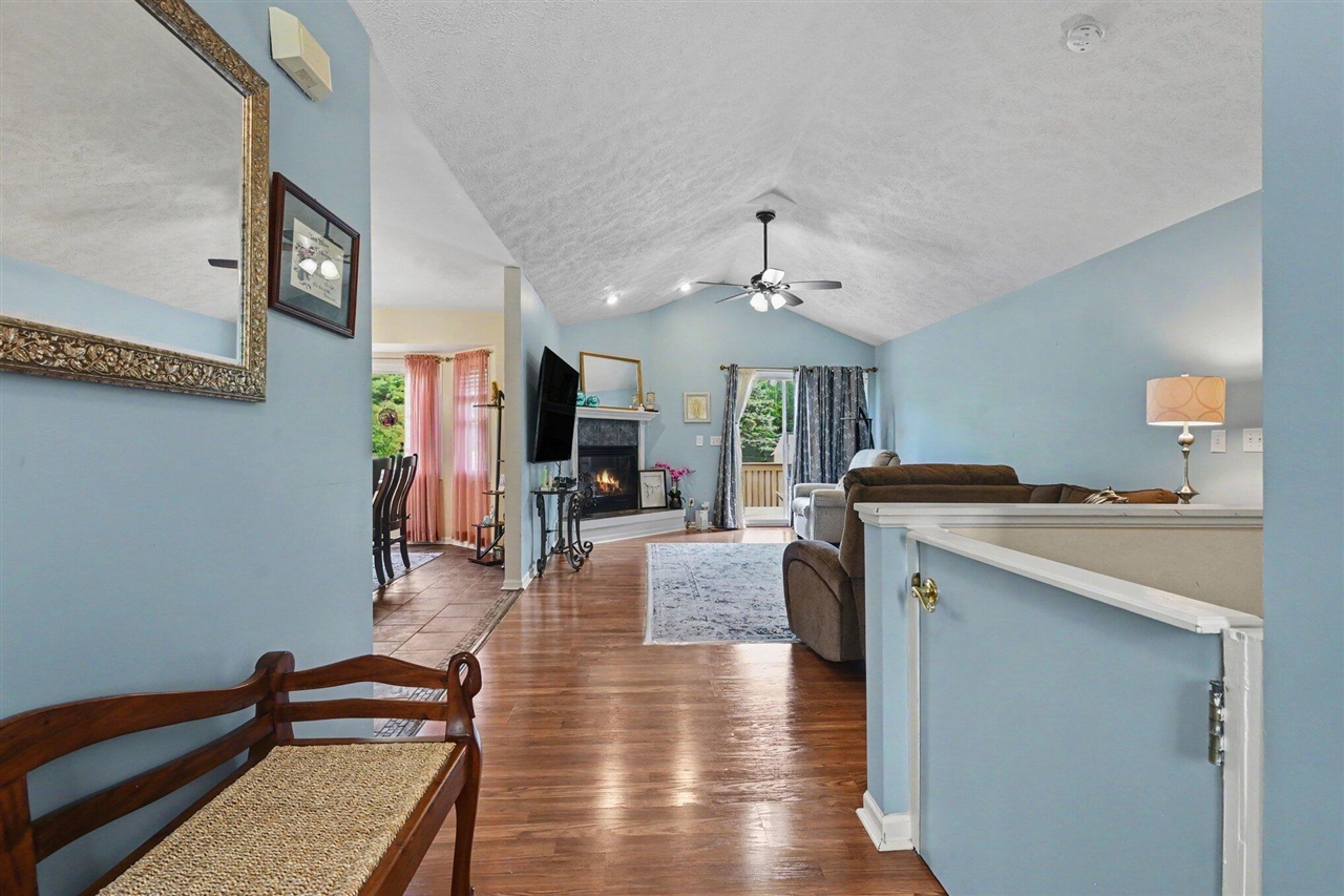 4th image of 46820 Woodfield Dr, Mattawan, MI 49071 | MLS# 70548442