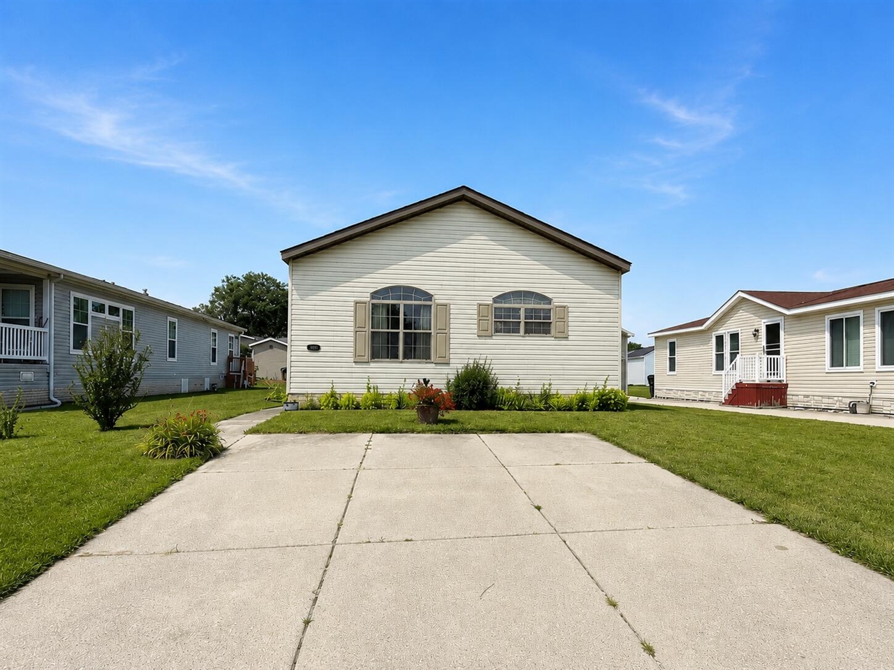 4th image of 1891 Magnolia St, Newport, MI 48166 | MLS# 70548459